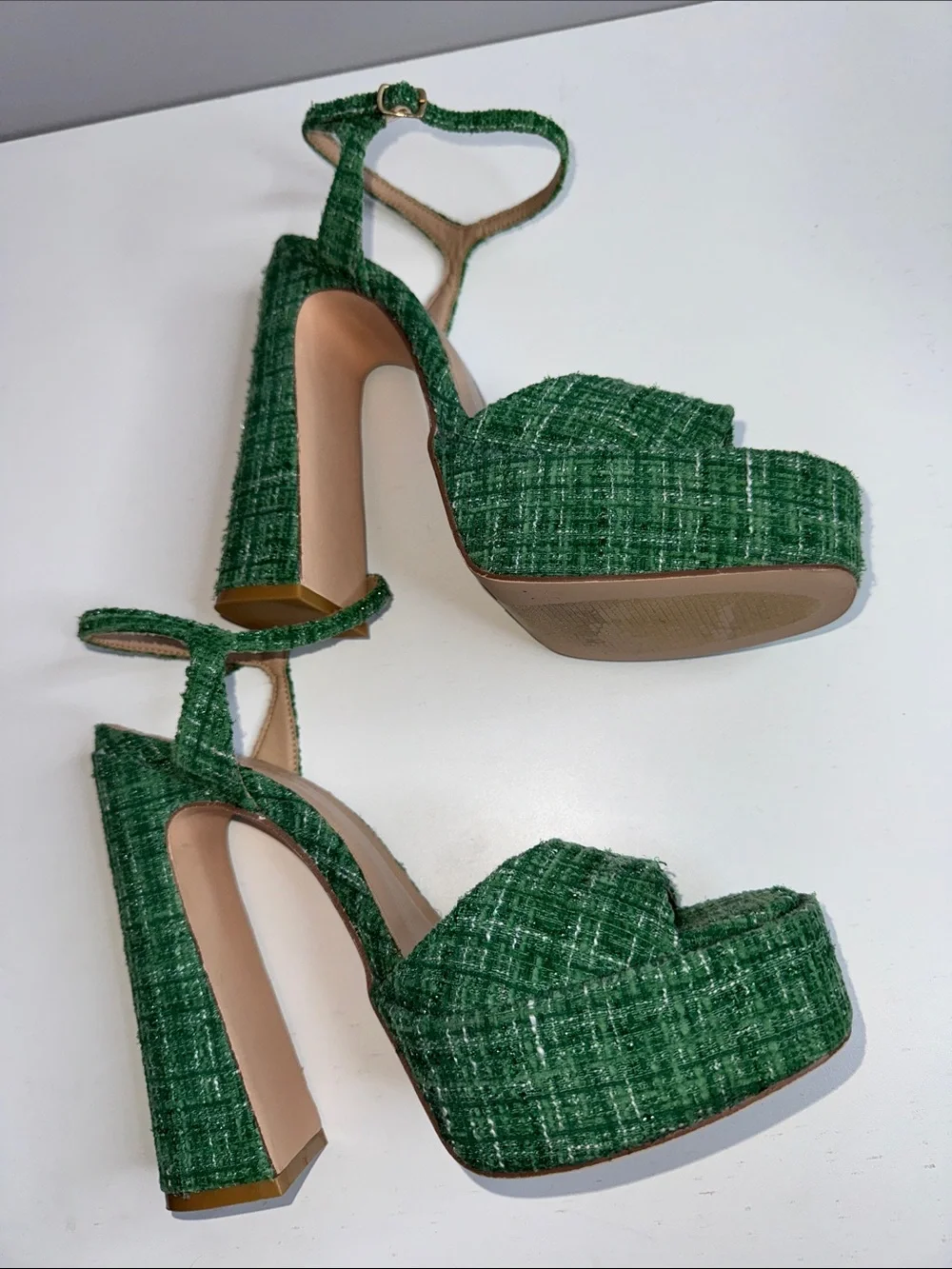 Chase + Chloe Green Tweed Platform Block Heel Sandals – Women’s Size 9